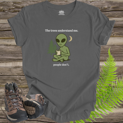 Socially Awkward Alien Tee – Cute Minimal Graphic T-Shirt