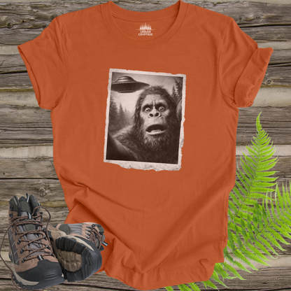 Bigfoot UFO Encounter T-Shirt – Vintage Found Photo Cryptid Tee