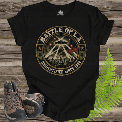 Battle of L.A. UFO T-Shirt – Unidentified Since 1942 Vintage Military Badge Tee