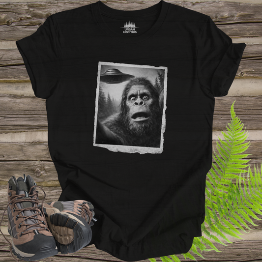 Bigfoot UFO Encounter T-Shirt – Vintage Found Photo Cryptid Tee
