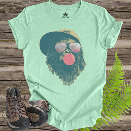 Bubblegum Sasquatch Trucker Hat Tee – Funny Bigfoot Shirt