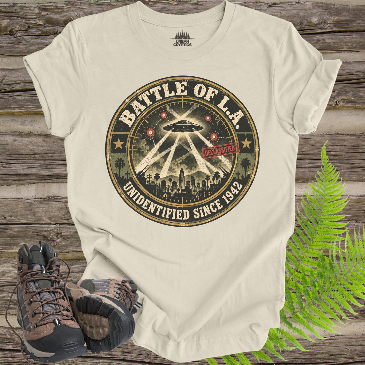 Battle of L.A. UFO T-Shirt – Unidentified Since 1942 Vintage Military Badge Tee