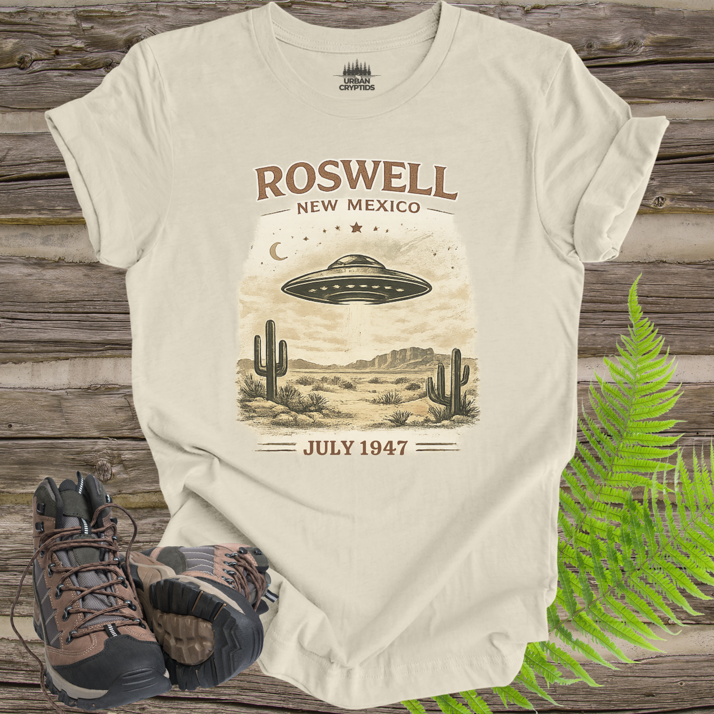 Roswell New Mexico 1947 T-Shirt – Vintage UFO Desert Poster Tee